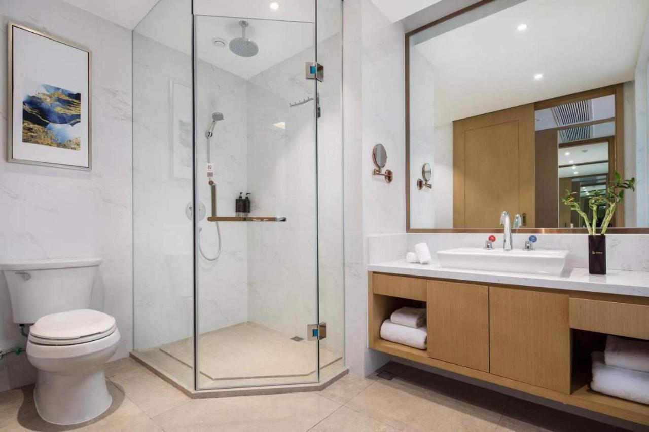 מלון Ramada Plaza By Wyndham אנשי מראה חיצוני תמונה